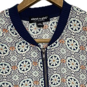 About A Girl Jacket Zip Lightweight Floral Geometric Knit Trim Womens Size XS